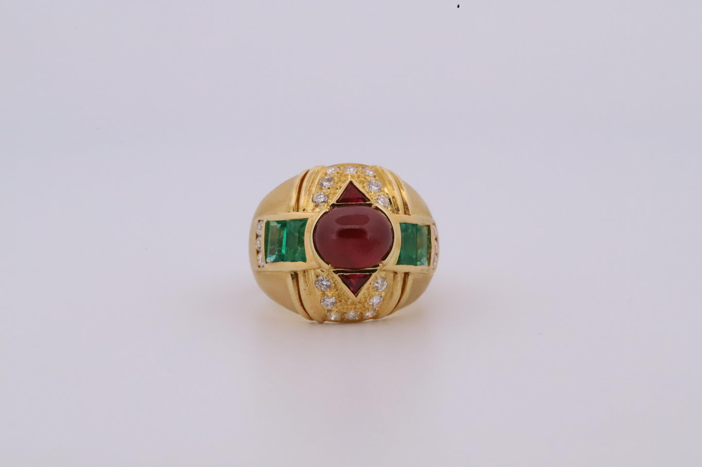 Vintage Domed Ruby 18K Gold Ring with Emeralds and Diamonds