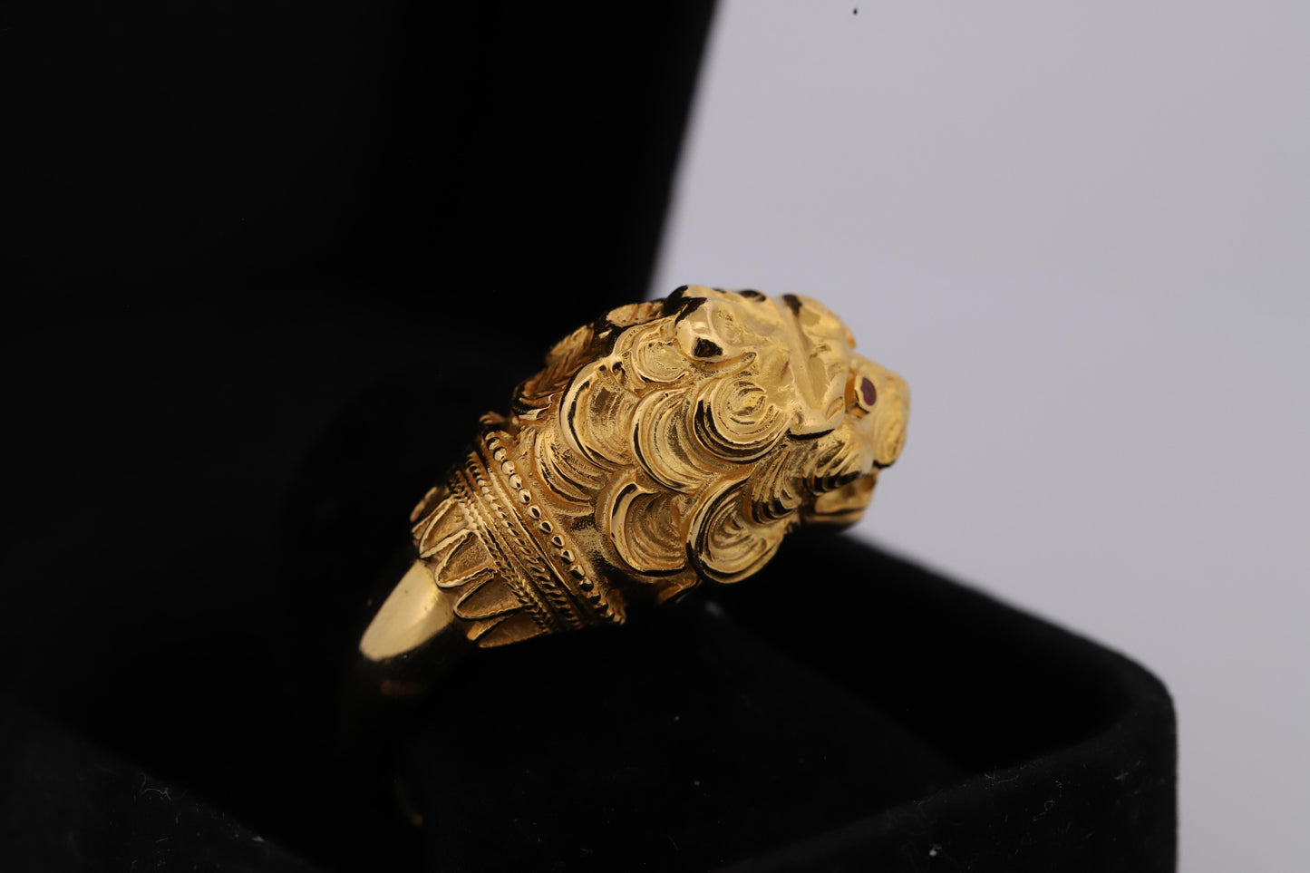 Vintage 18K Lion Ring with Ruby Eyes and Sapphire Accent, Handcrafted