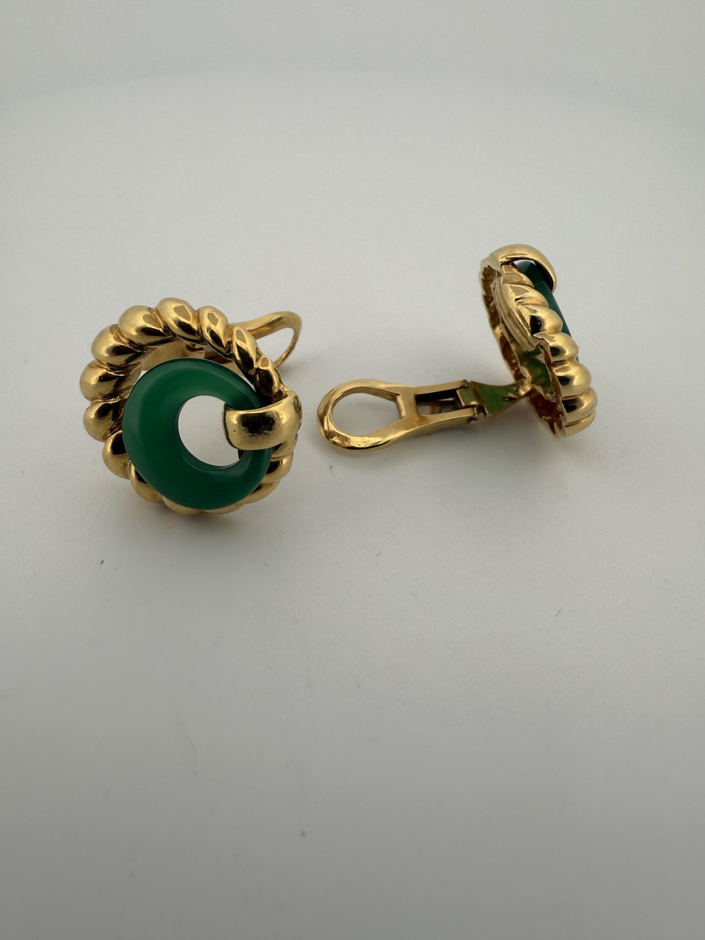 Rare Chrysoprase Tiffany & Co 18K Yellow Gold Earrings w/Rope Design