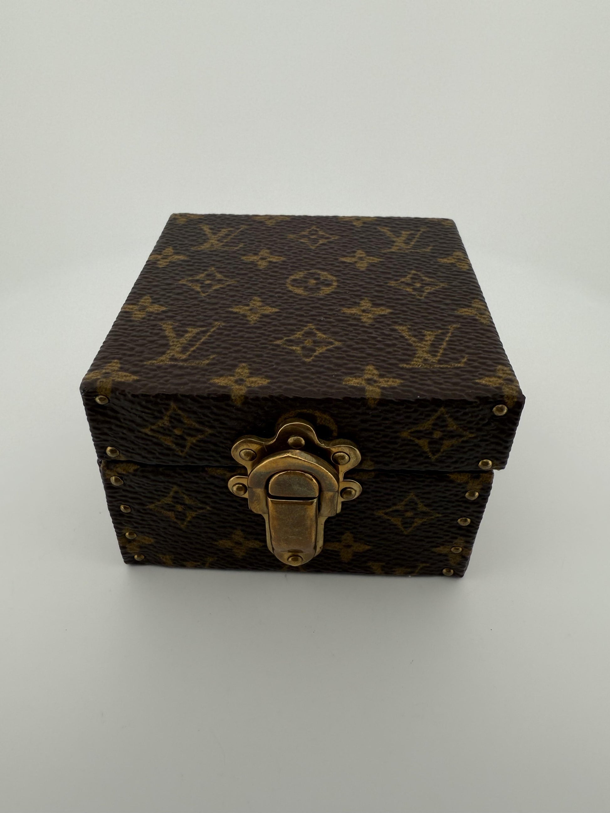 Louis Vuitton 18K Yellow Gold and Alma Pink Charm