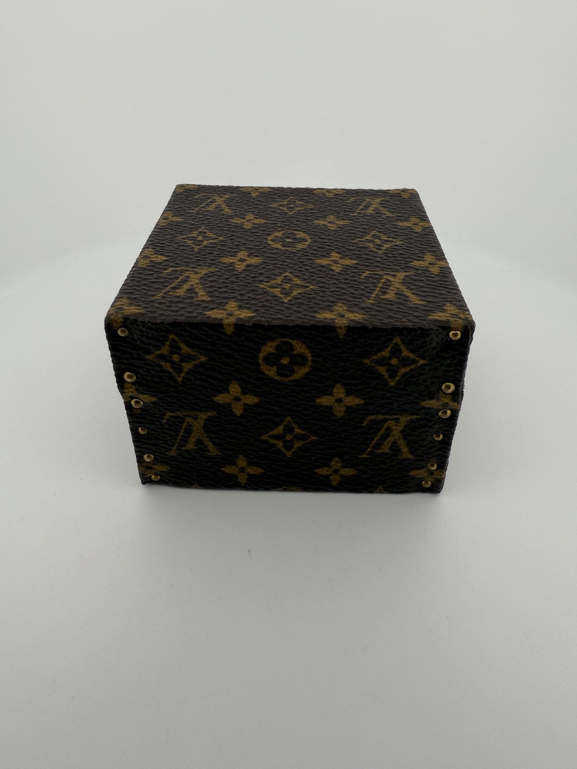 Louis Vuitton 18K Yellow Gold and Alma Pink Charm