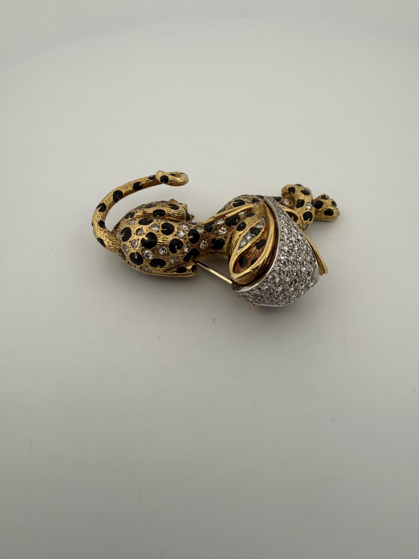 Vintage Fred Paris Sauvage Cat Enamel, Emerald, and Diamond 18K Gold Brooch