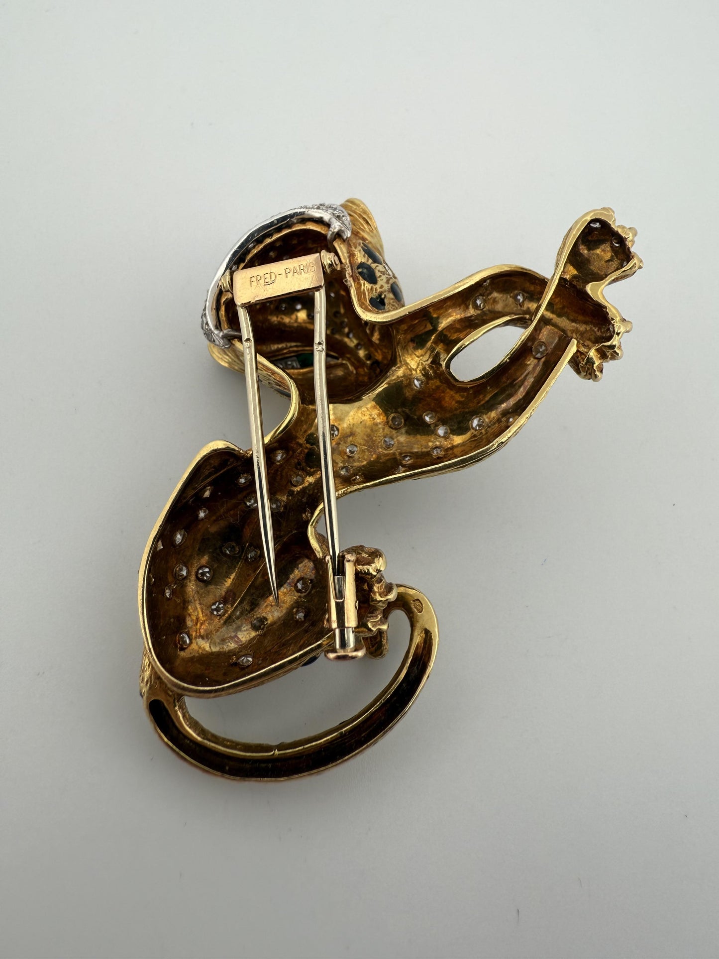 Vintage Fred Paris Sauvage Cat Enamel, Emerald, and Diamond 18K Gold Brooch
