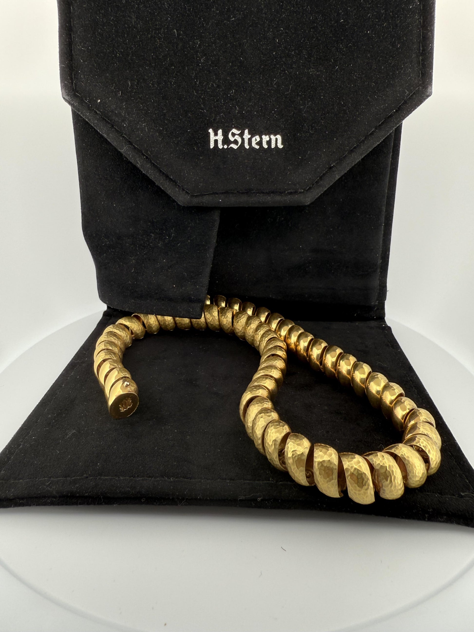 "H. Stern" Napier Hammered and Smooth 18K Gold Finished Necklace