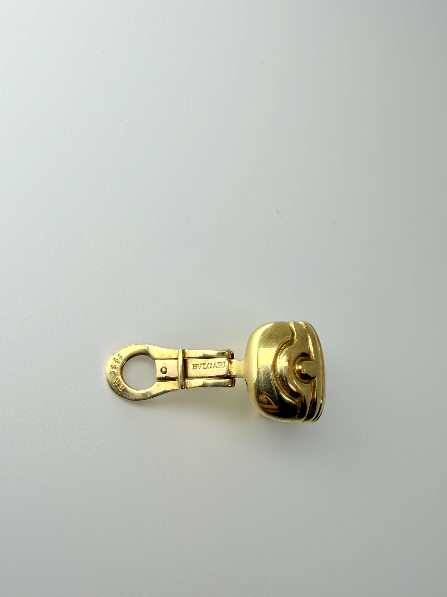 Vintage Bvlgari Onyx 18K Parentesi Clip-on Earrings