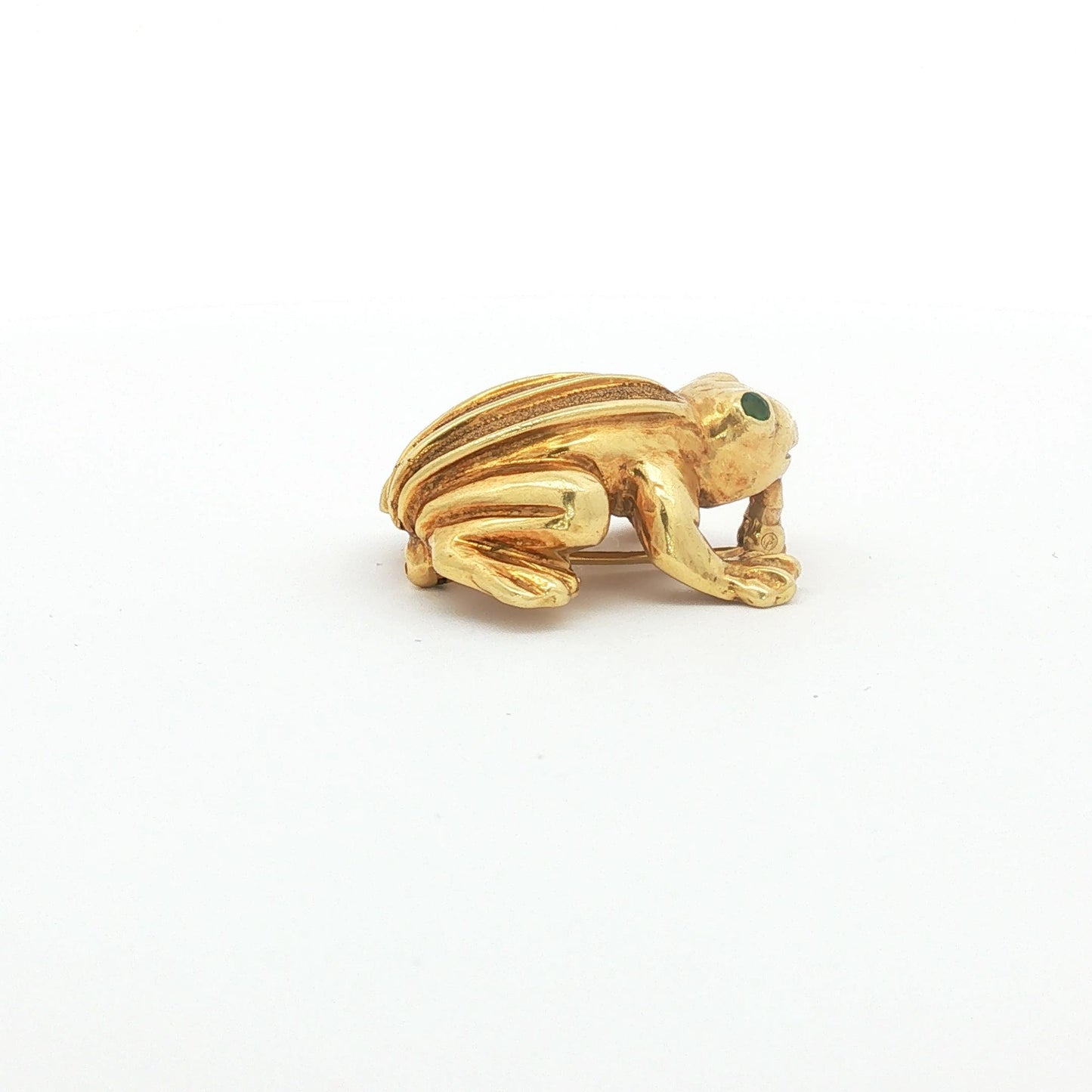 Vintage Mid-Century 18K Frog Pin w/Emerald Eyes