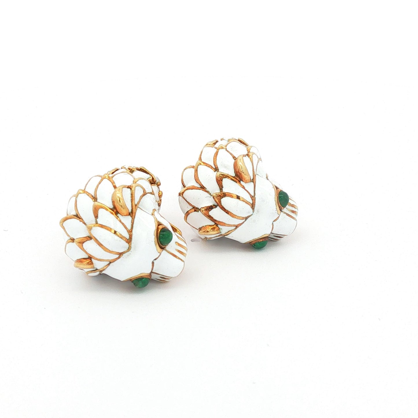 David Webb White Enamel 18K Lion Head Cufflinks with Cabochon Emerald Eye