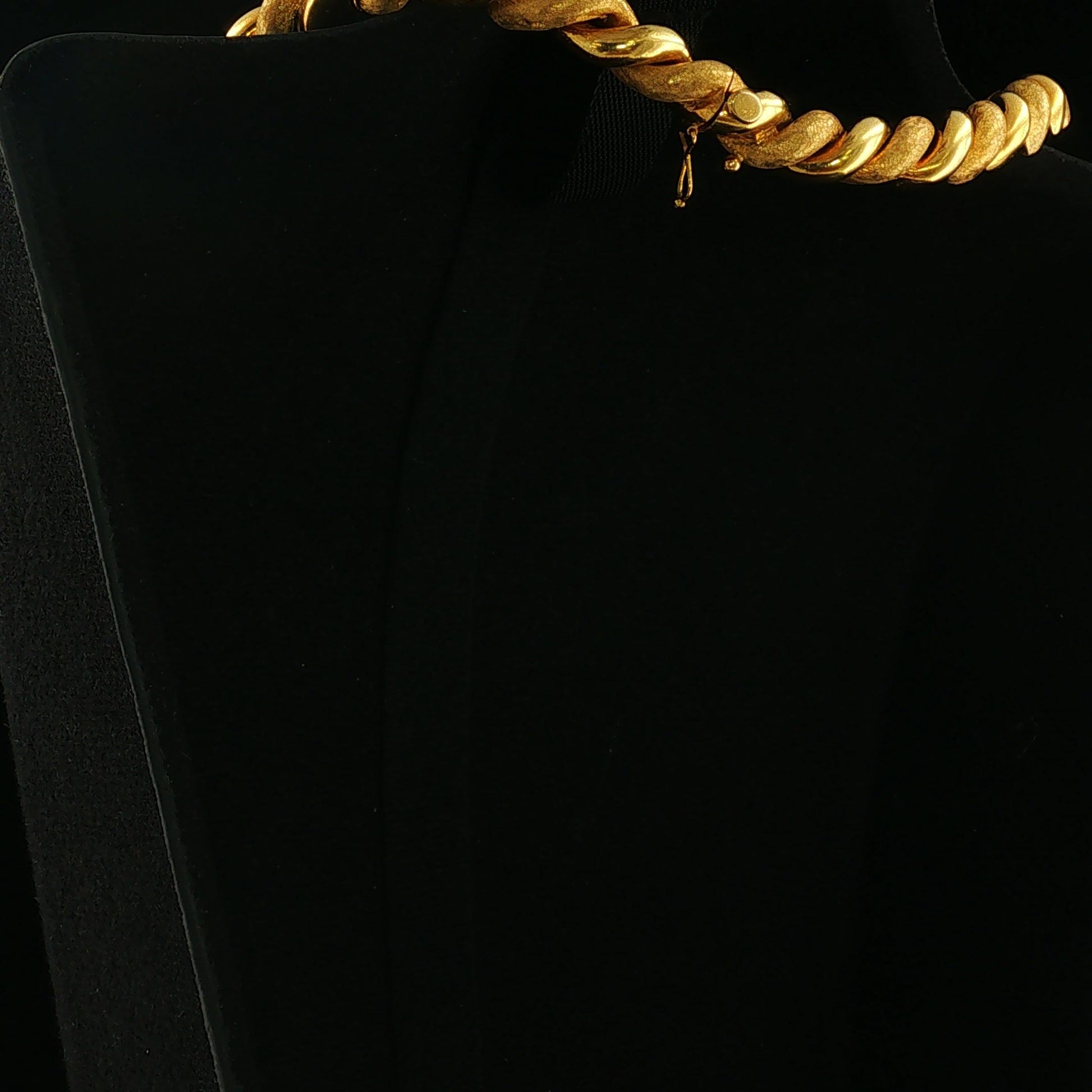 Vintage Italian 18K San Marco Necklace with Moving Scallops