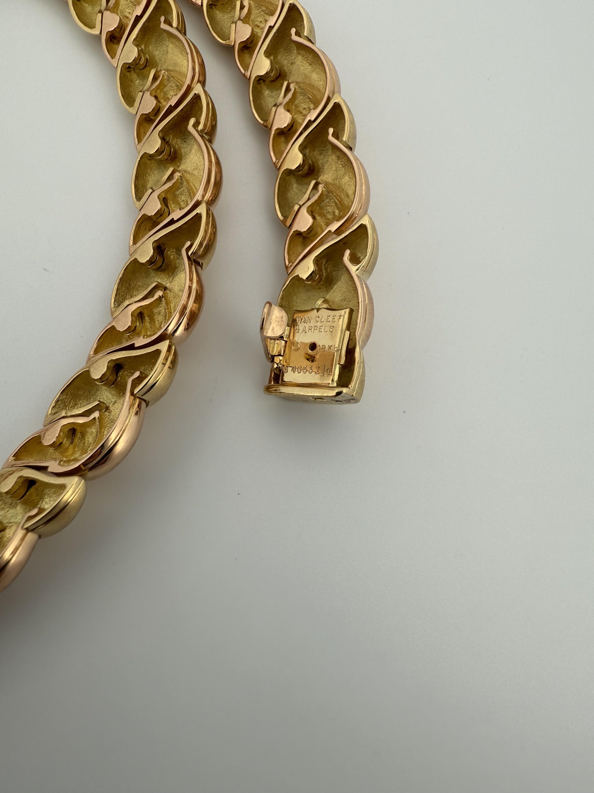 Vintage Two Tone VCA Choker in 18K Yellow and Rose Gold