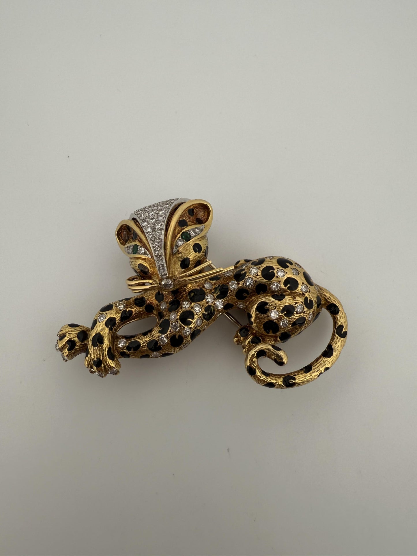 Vintage Fred Paris Sauvage Cat Enamel, Emerald, and Diamond 18K Gold Brooch