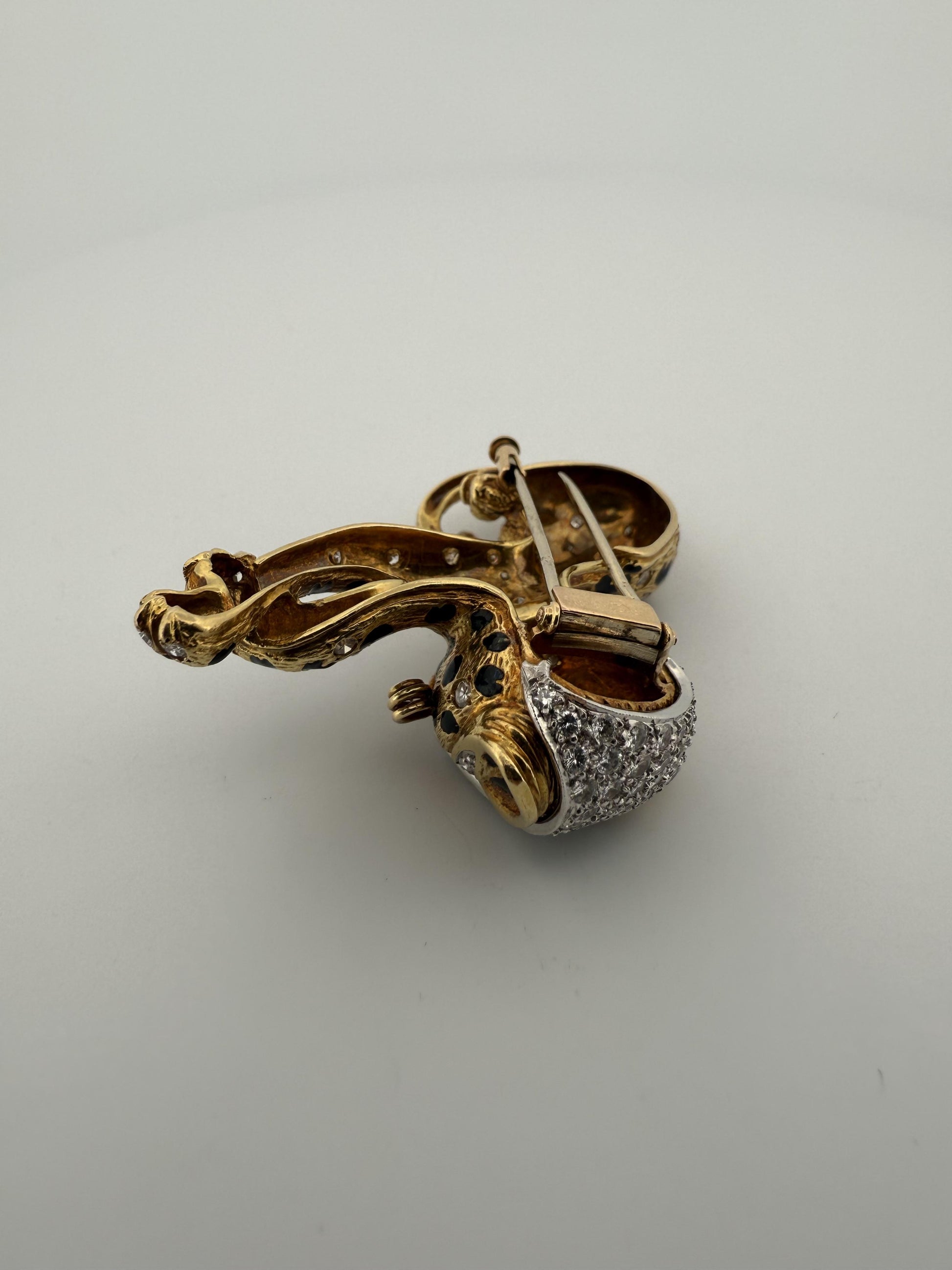 Vintage Fred Paris Sauvage Cat Enamel, Emerald, and Diamond 18K Gold Brooch