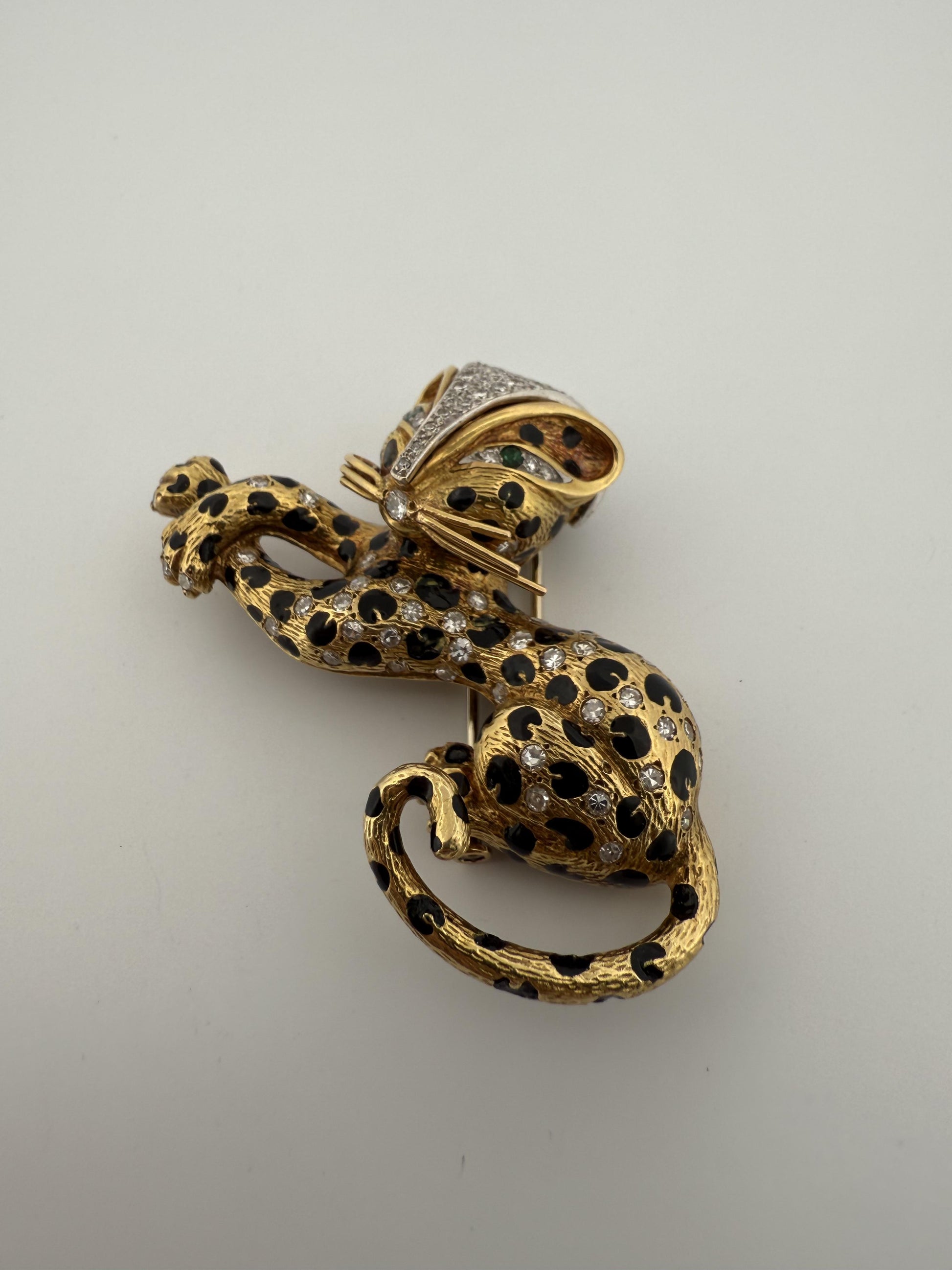 Vintage Fred Paris Sauvage Cat Enamel, Emerald, and Diamond 18K Gold Brooch