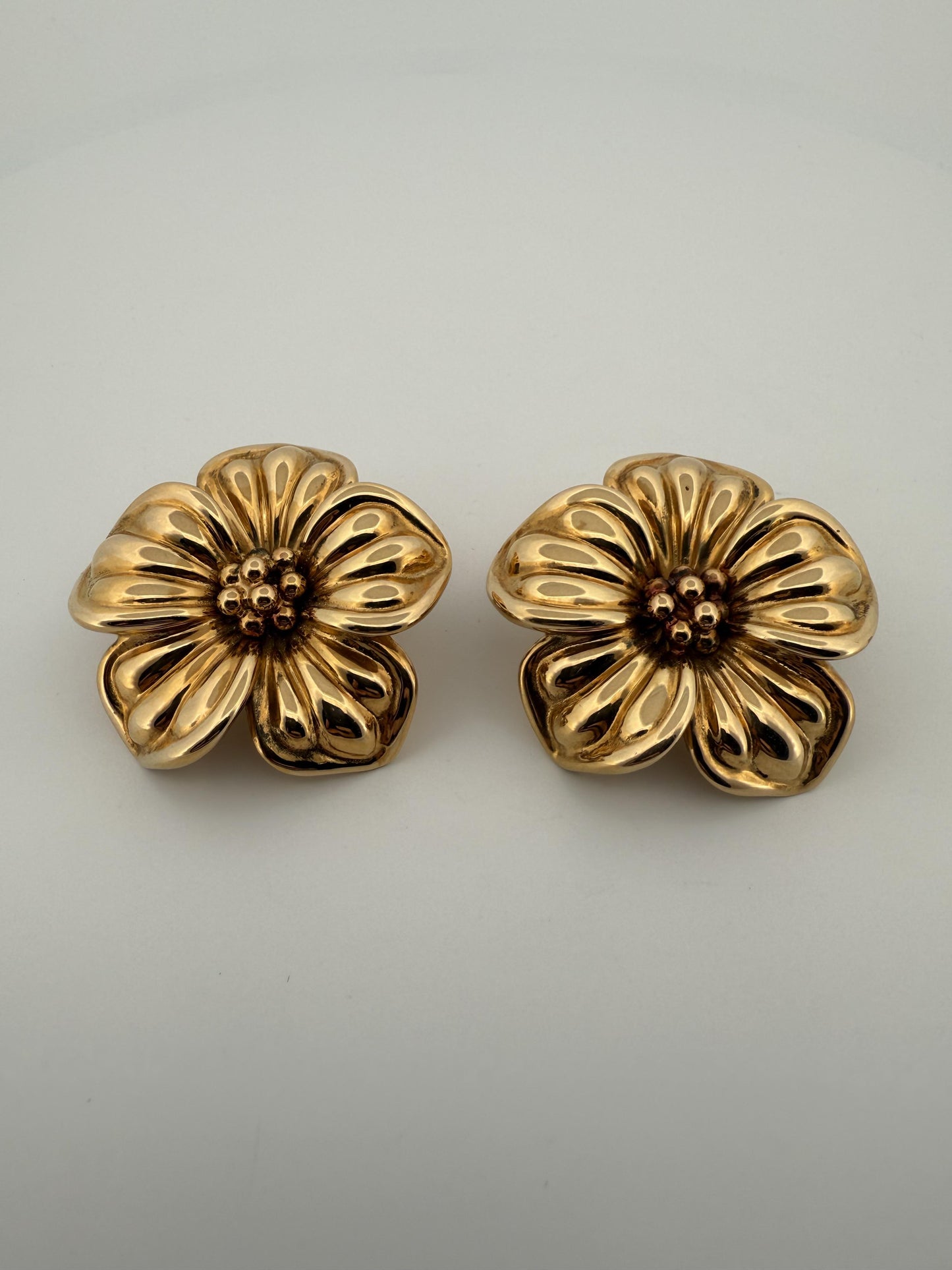 Vintage Van Cleef & Arpels Flower Earrings 18K