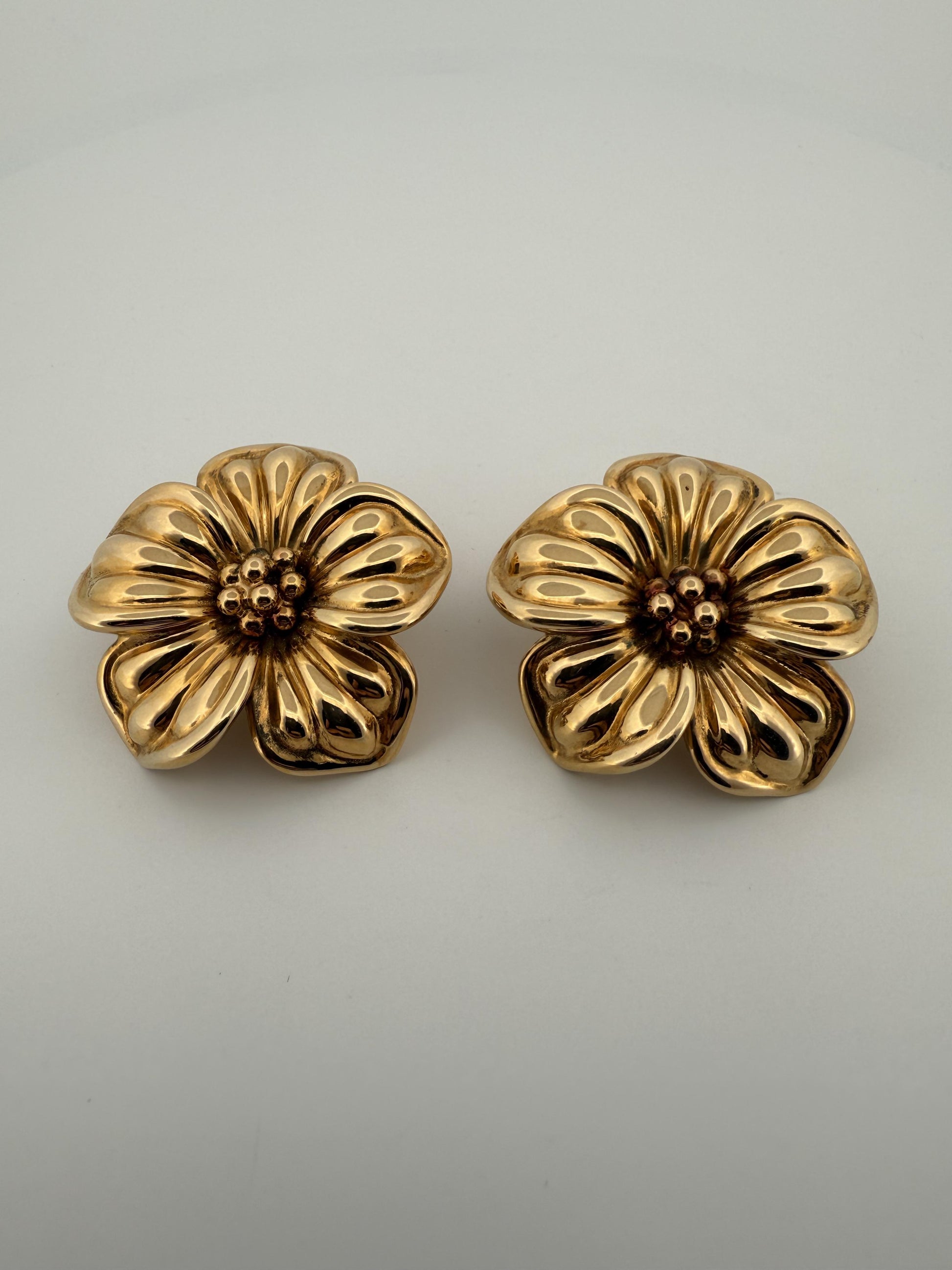 Vintage Van Cleef & Arpels Flower Earrings 18K