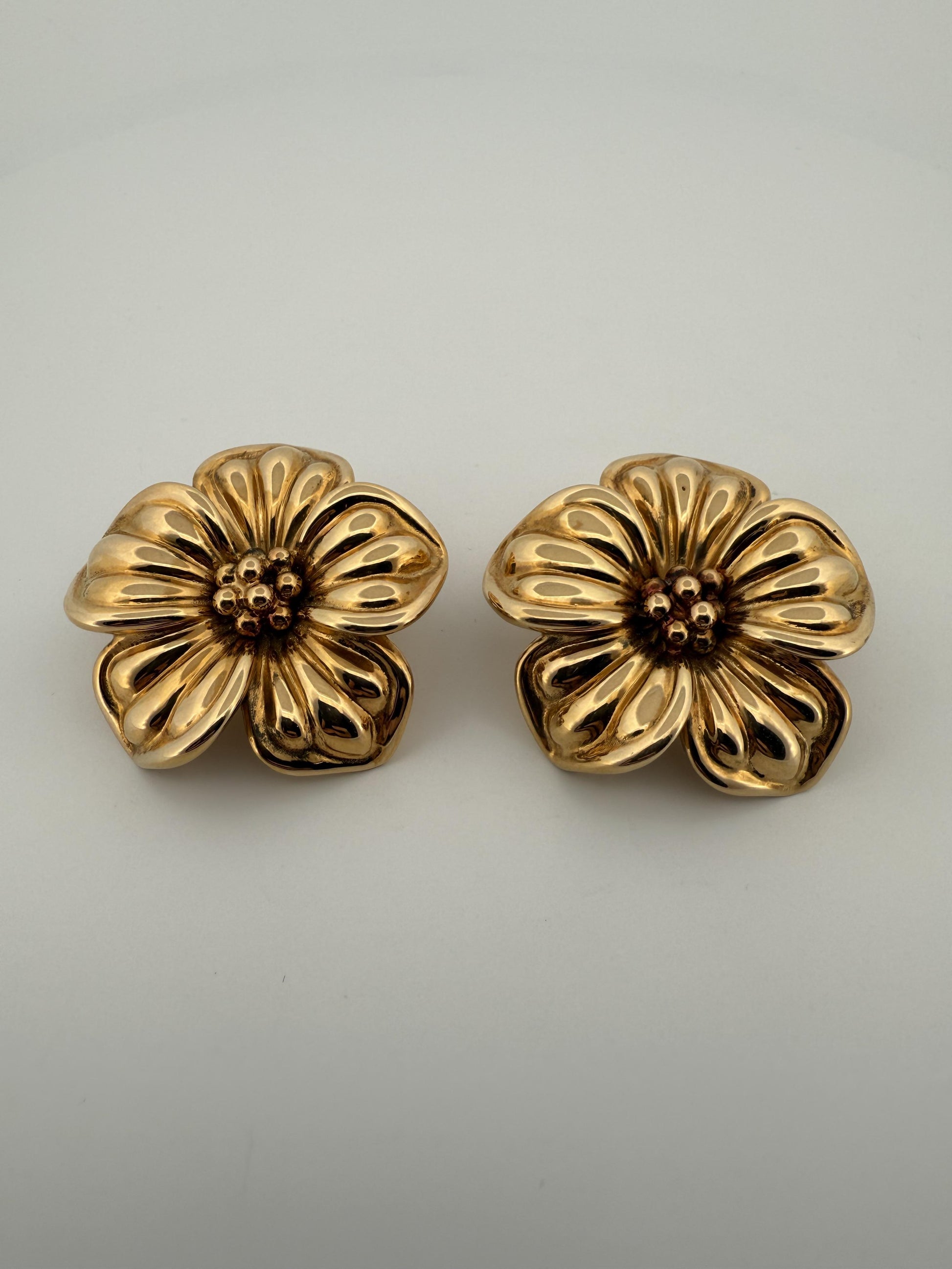 Vintage Van Cleef & Arpels Flower Earrings 18K