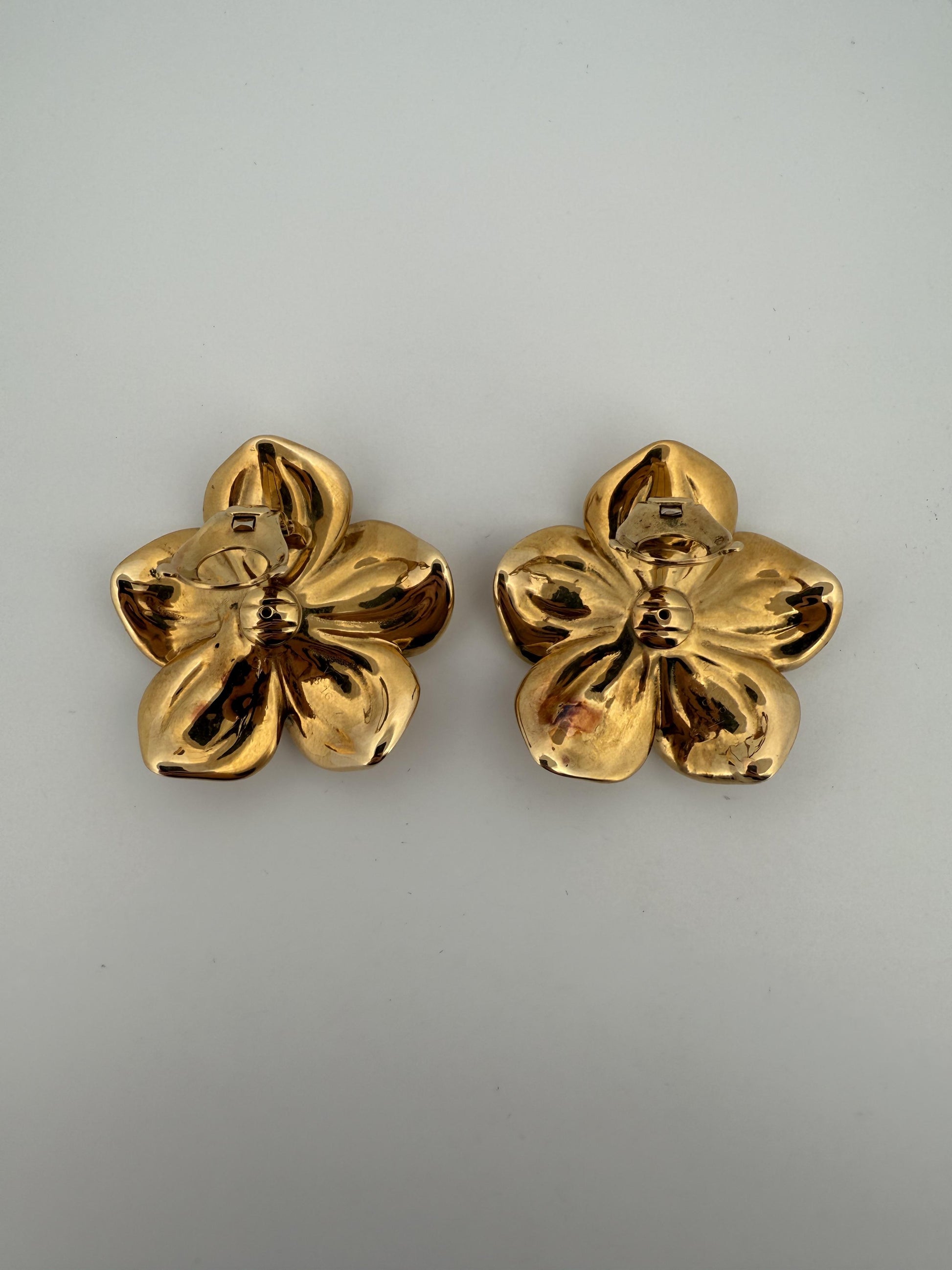 Vintage Van Cleef & Arpels Flower Earrings 18K