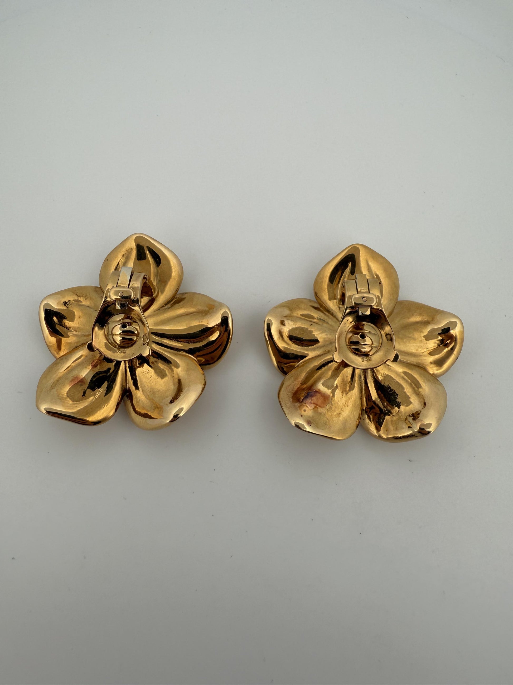 Vintage Van Cleef & Arpels Flower Earrings 18K