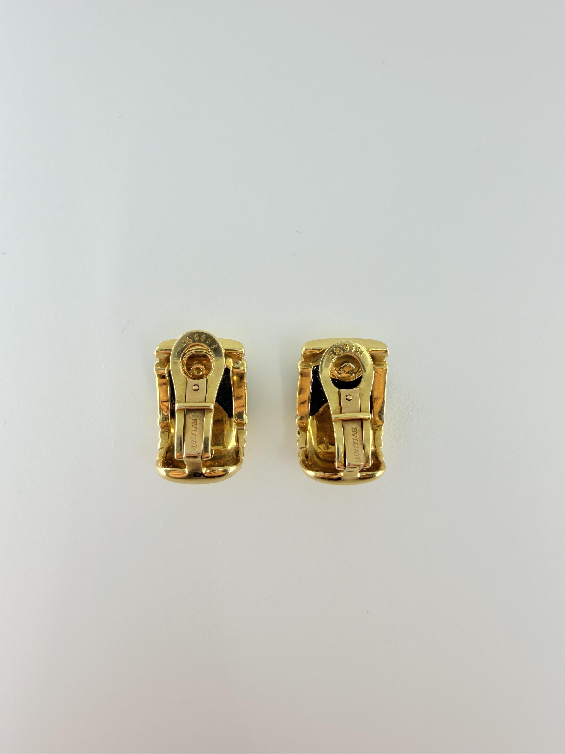 Vintage Bvlgari Onyx 18K Parentesi Clip-on Earrings